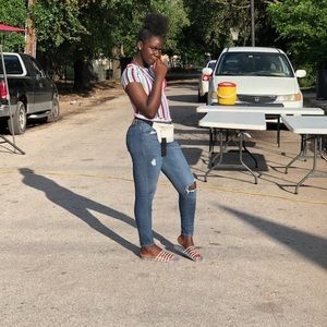 Meet your Posher, Chasity